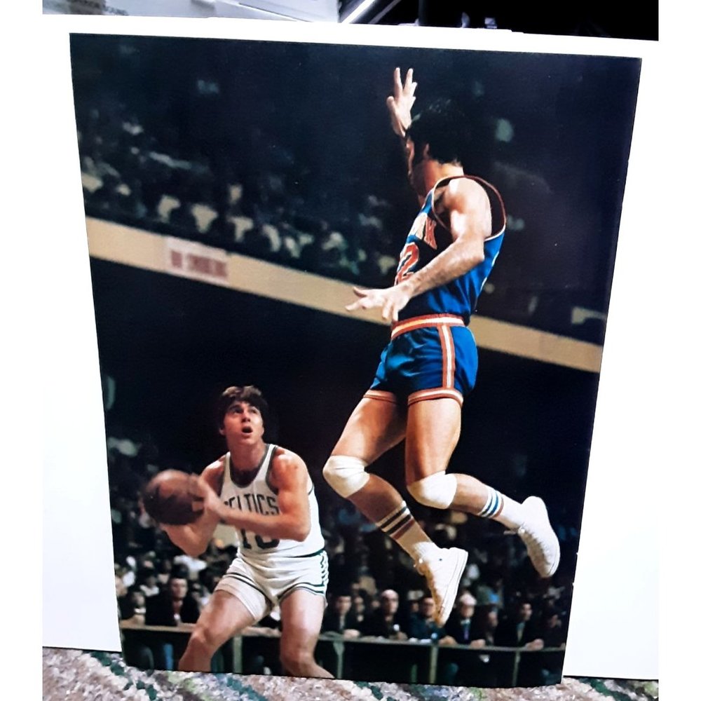 1972 Dave Cowens Celtics Jerry Lucas Knicks Vintage Magazine Photo